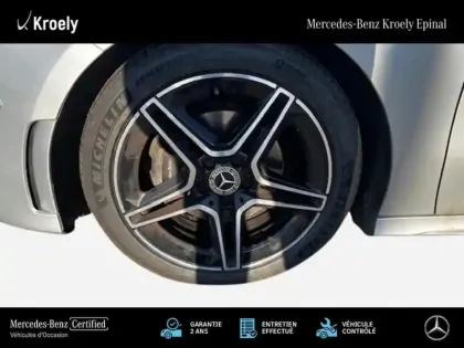 Photo 15 Mercedes Classe A 200 d AMG Line