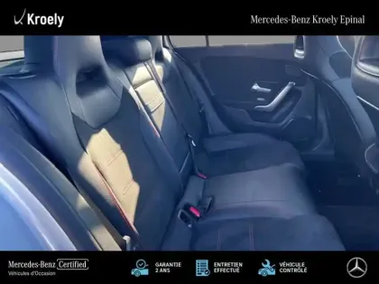 Photo 12 Mercedes Classe A 200 d AMG Line