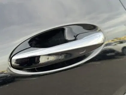 Photo 14 Mercedes GLA 220 d 4MATIC AMG Line