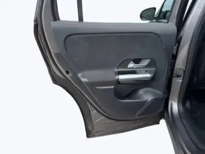 Photo 17 Mercedes GLA 250 e AMG Line