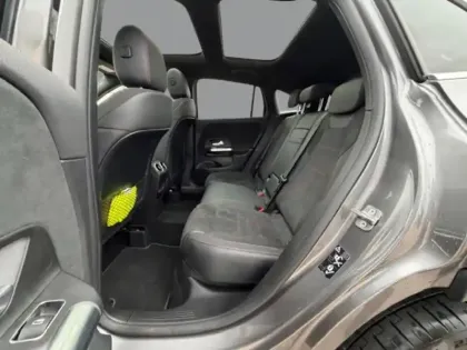 Photo 18 Mercedes GLA 250 e AMG Line