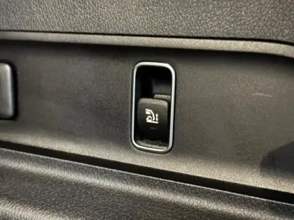 Photo 18 Mercedes GLE 400 d 4MATIC AMG Line