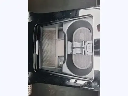 Photo 20 Mercedes Classe A 250 e Hybrid EQ AMG Line