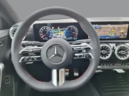 Photo 21 Mercedes Classe A 250 e Hybrid EQ AMG Line