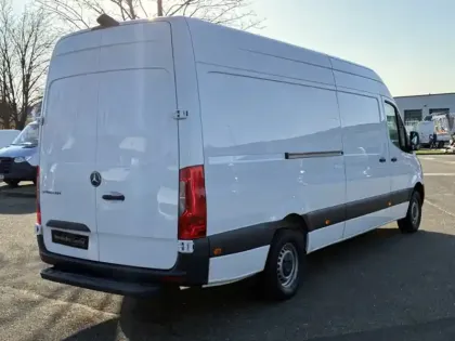 Photo 34 Mercedes Sprinter 317 CDI Fourgon Long 43S 14M3 
