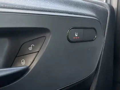 Photo 30 Mercedes Sprinter 317 CDI Fourgon Long 43S 14M3 