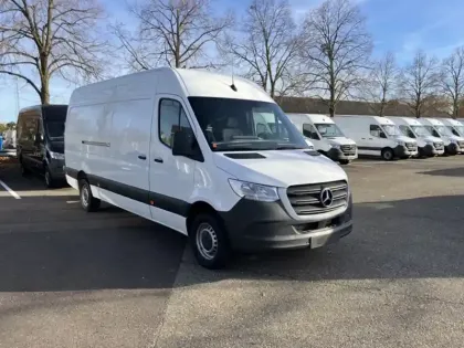 Photo 15 Mercedes Sprinter 317 CDI Fourgon Long 43S 14M3 