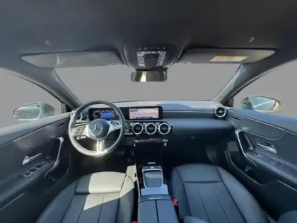 Photo 10 Mercedes Classe A 200 d Progressive Line