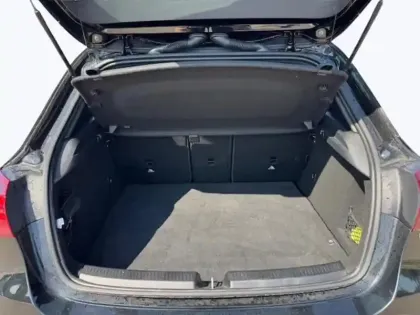 Photo 9 Mercedes Classe A 200 d Progressive Line