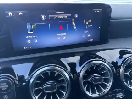 Photo 15 Mercedes Classe A 180 AMG Line