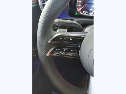 Photo 17 Mercedes CLA  250 e Hybrid EQ Coupé AMG 