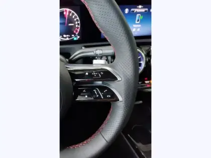 Photo 21 Mercedes CLA  250 e Hybrid EQ Coupé AMG 