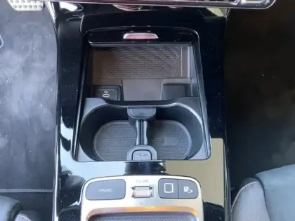 Photo 15 Mercedes Classe A 200 d AMG Line