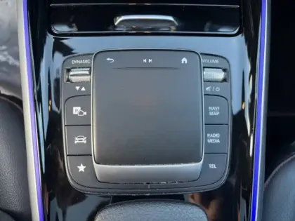 Photo Mercedes Glb 200 D Amg Line