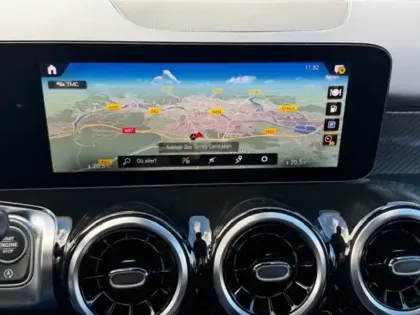 Photo 24 Mercedes GLB 220 d 4MATIC AMG Line