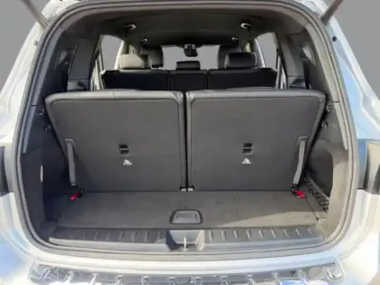 Photo 35 Mercedes GLB 220 d 4MATIC AMG Line