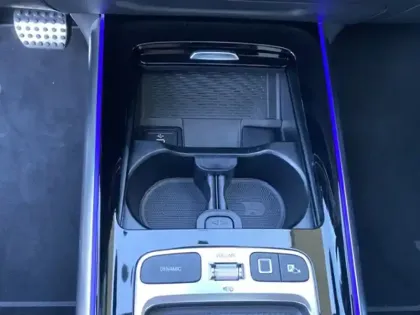 Photo 16 Mercedes GLA 250 e Hybrid EQ