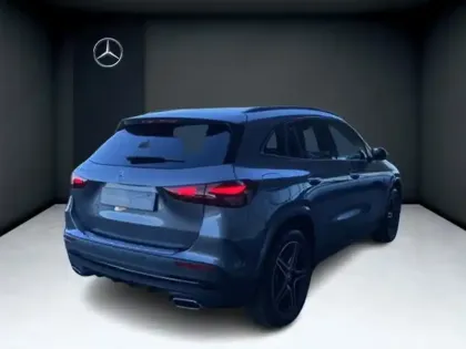 Photo 9 Mercedes GLA 250 e Hybrid EQ