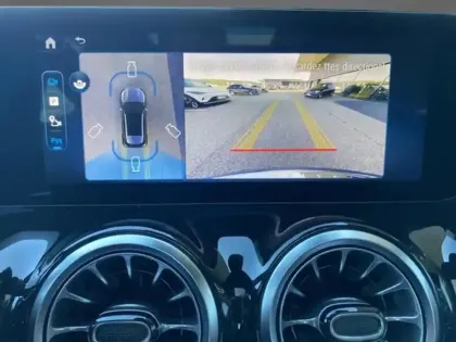 Photo 19 Mercedes GLA 250 e Hybrid EQ