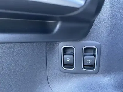 Photo 27 Mercedes GLA 250 e Hybrid EQ