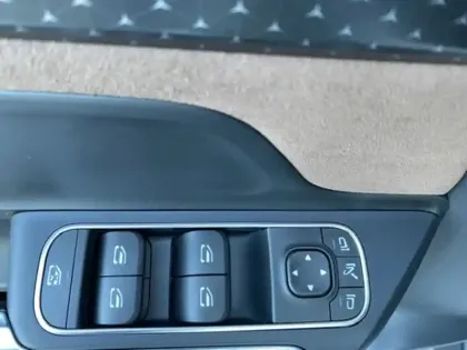 Photo 28 Mercedes GLA 250 e Hybrid EQ