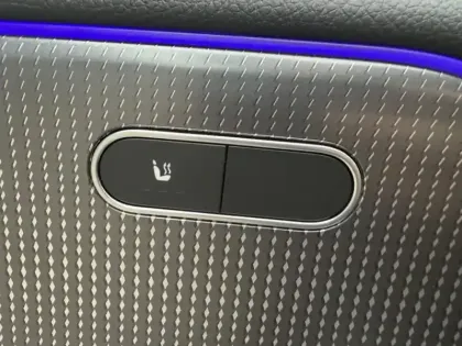 Photo 18 Mercedes Classe B 250 4MATIC Progressive Line Ed