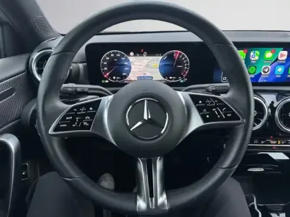 Photo 14 Mercedes Classe A 250 e Hybrid EQ Progressive Li