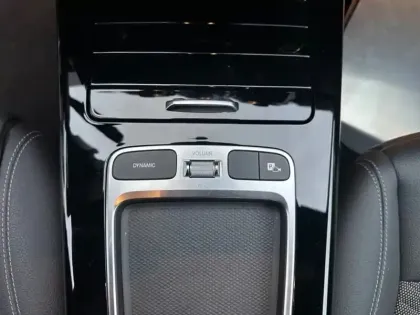 Photo 13 Mercedes Classe A 250 e Hybrid EQ Progressive Li