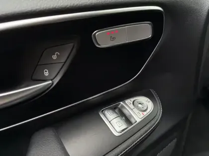 Photo 23 Mercedes CLA sse V 300 d Extra-Long Avan