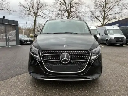 Photo 15 Mercedes CLA sse V 300 d Extra-Long Avan