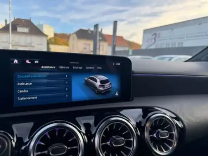 Photo 13 Mercedes Classe A A 180 Compacte