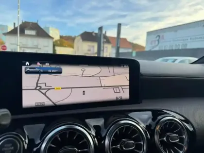 Photo 17 Mercedes Classe A A 180 Compacte