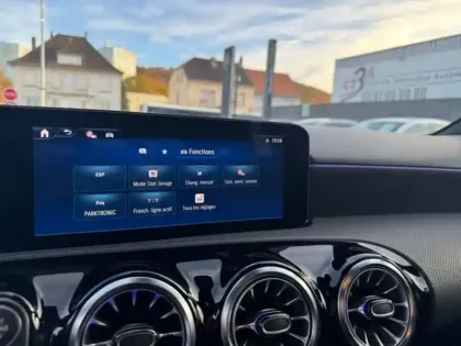 Photo 12 Mercedes Classe A A 180 Compacte