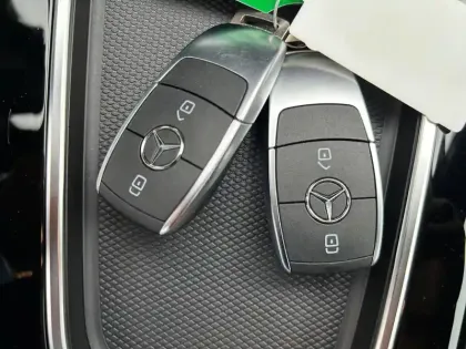 Photo 18 Mercedes Classe A 180 AMG Line