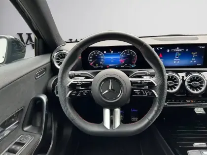 Photo 22 Mercedes Classe A Gén. IV (W177) Ph2 AMG Line 5