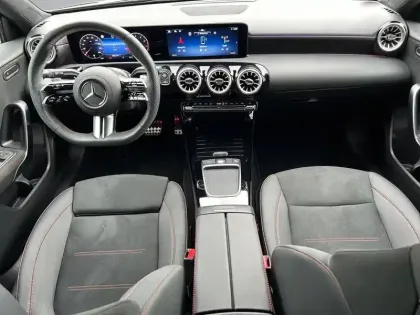 Photo 12 Mercedes Classe A 180 AMG Line