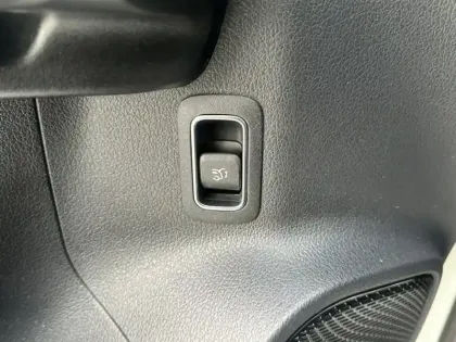 Photo 17 Mercedes Classe B 200 AMG Line