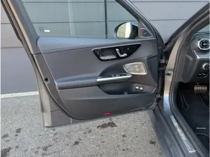 Photo 15 Mercedes Classe C 300 e Hybrid EQ Break 