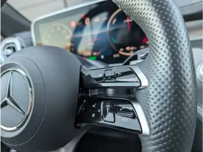 Photo 14 Mercedes Classe C 300 e Hybrid EQ Break 