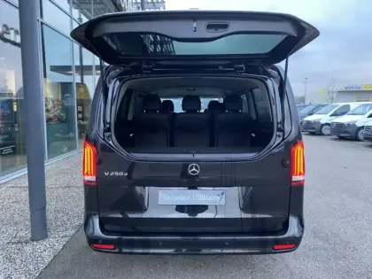 Photo 32 Mercedes CLA 250 d AVANTGARDE Extra long