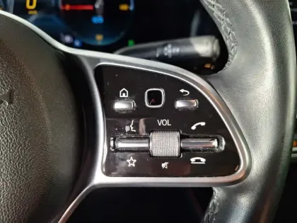 Photo 25 Mercedes EQA Gén. I (H243) Ph1 Business Line 5