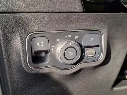 Photo 27 Mercedes EQA Gén. I (H243) Ph1 Business Line 5