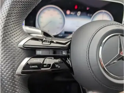 Photo 13 Mercedes CLA 580 e Hybrid EQ 4MATIC Limousi