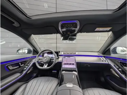 Photo 10 Mercedes CLA 580 e Hybrid EQ 4MATIC Limousi