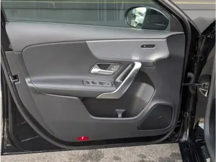 Photo 19 Mercedes Classe A 180 