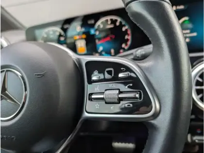 Photo 24 Mercedes Classe A Gén. IV (W177) Ph1 Progressive Line 5