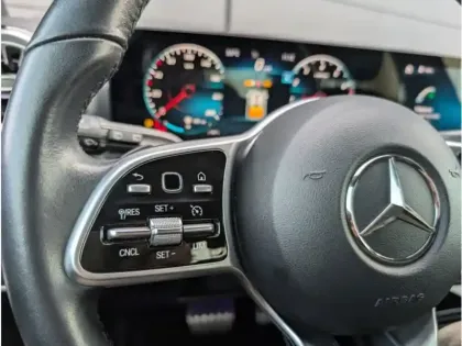 Photo 23 Mercedes Classe A Gén. IV (W177) Ph1 Progressive Line 5