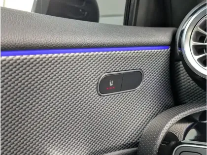 Photo 25 Mercedes Classe A Gén. IV (W177) Ph1 Progressive Line 5