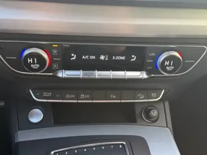 Photo 13 Audi Q5 Gén. II Ph1 S line 5