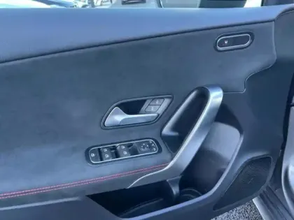 Photo 24 Mercedes Classe A Gén. IV (W177) Ph2 AMG Line 5